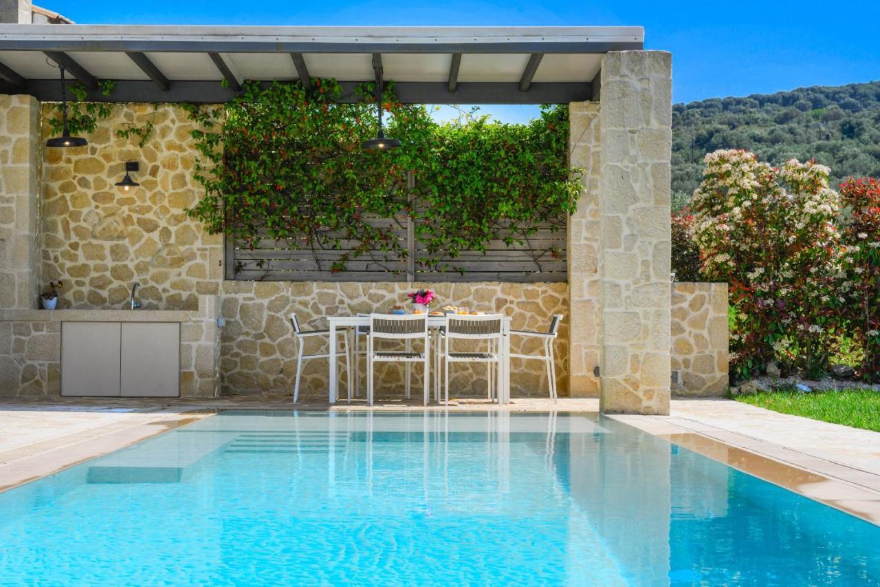 Lithari Luxury Villas Агиос-Георгиос Экстерьер фото